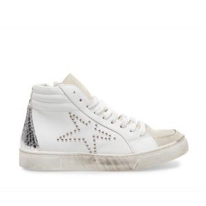 New Steve Madden Roary Star Distressed Sneakers